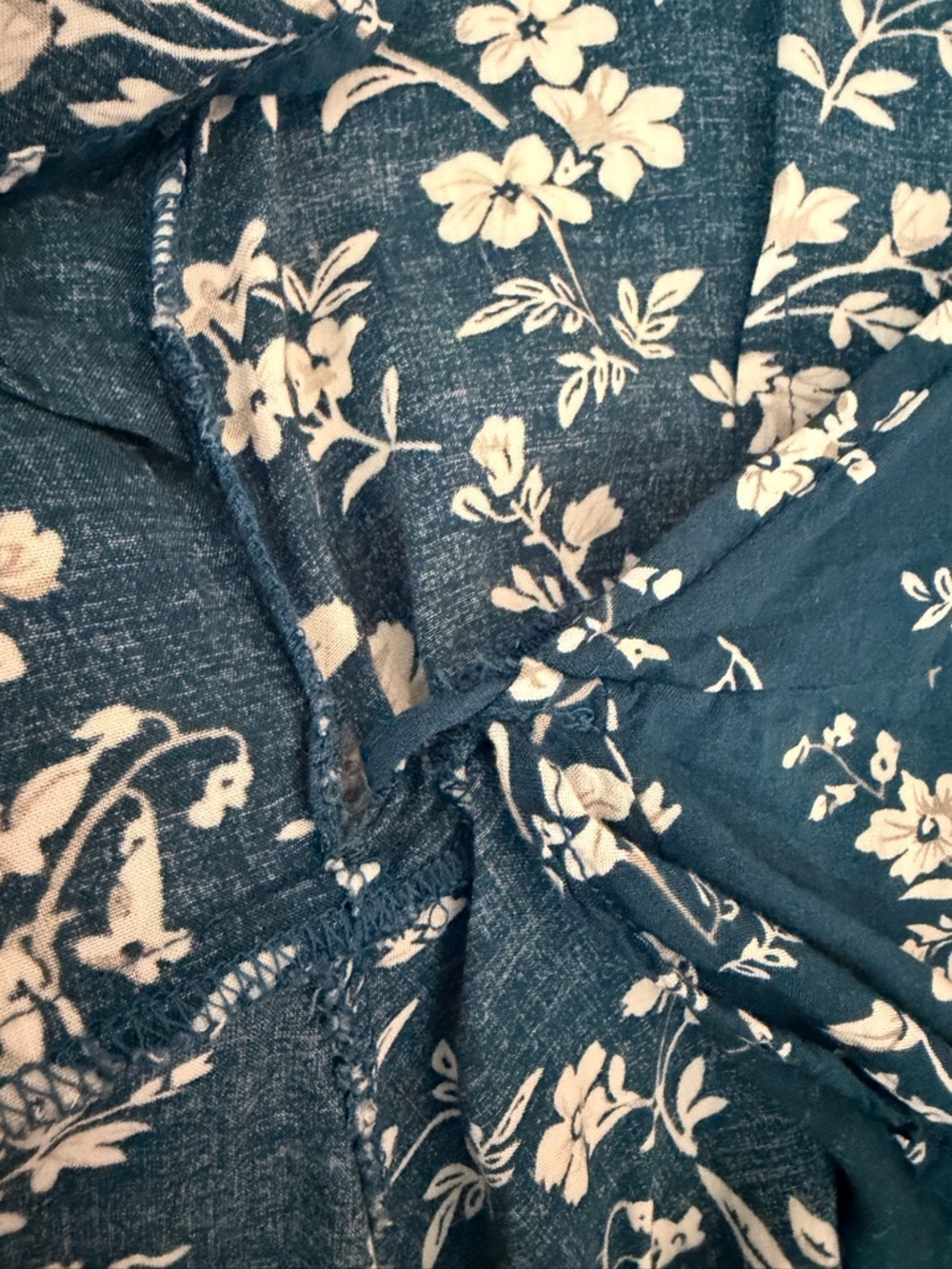 Boho Floral Wrap Mini Dress with Butterfly Sleeves Sz L - Picture 3 of 4